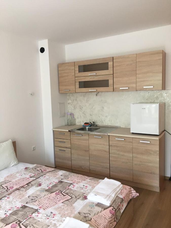 Villa Rossa Apartments Ravda Eksteriør bilde