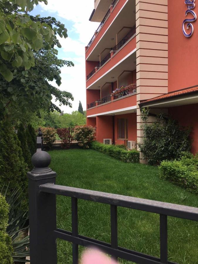 Villa Rossa Apartments Ravda Eksteriør bilde